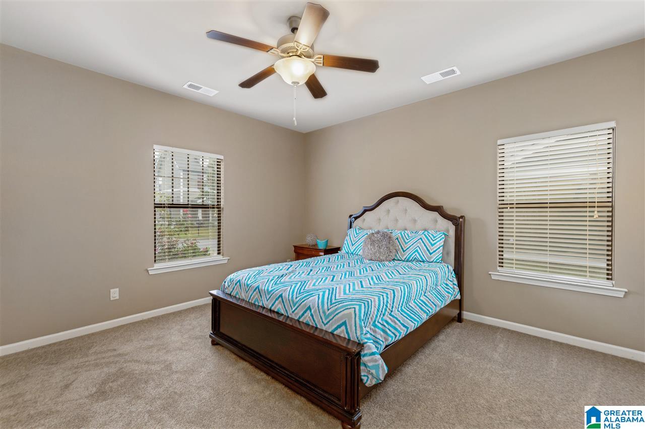 616 Enclave Lane Calera, AL 35040 - Photo 15 of 29