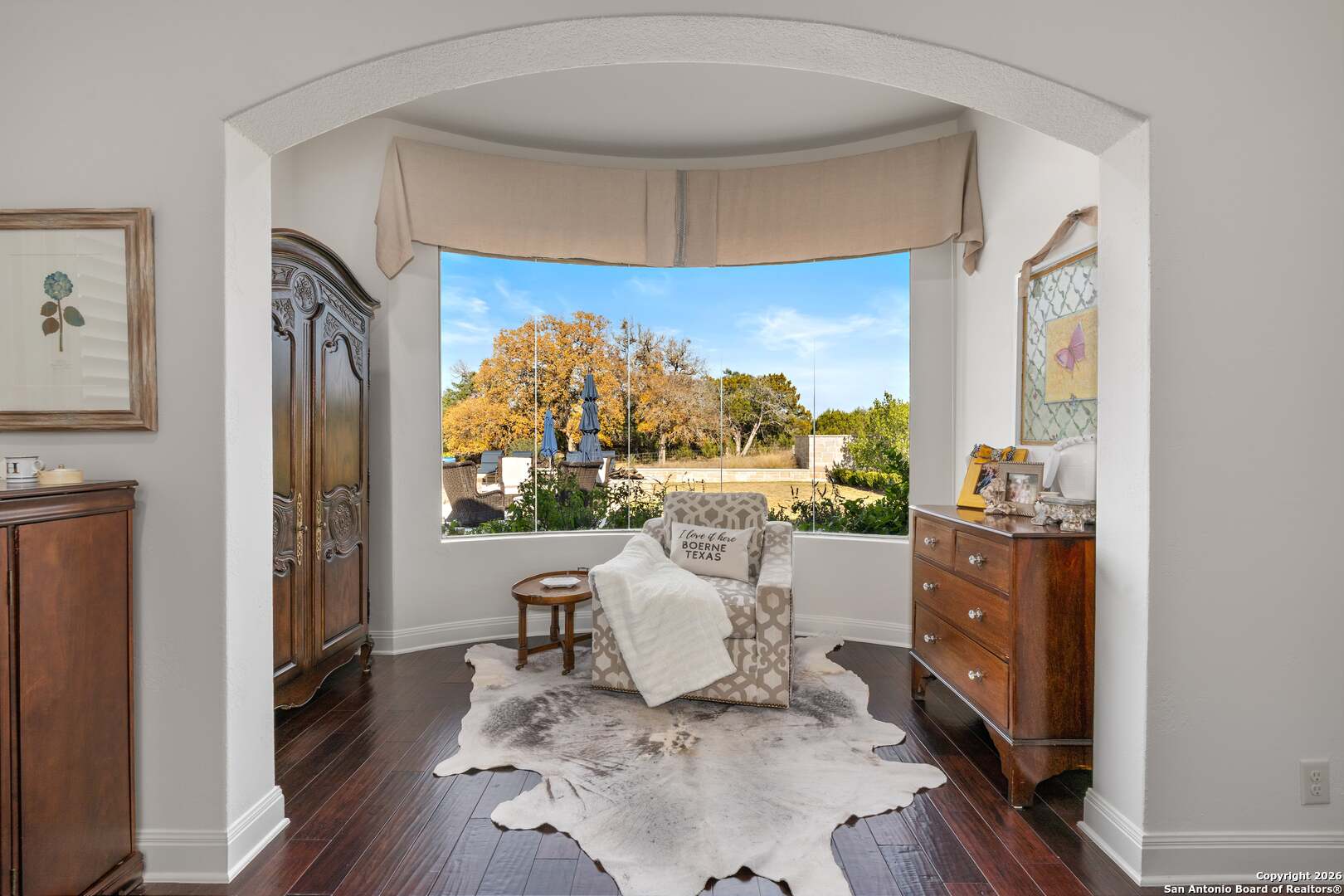 101 River Crossing Boerne, TX 78006 - Photo 34 of 65 a living room with furniture and a large window