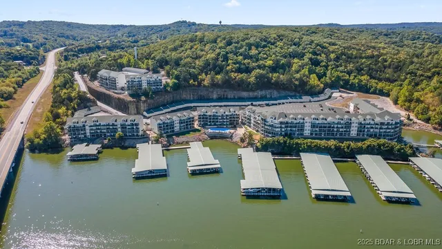 $312,000 | 364 Cedar Heights Drive, Unit 2D, Camdenton, MO 65020