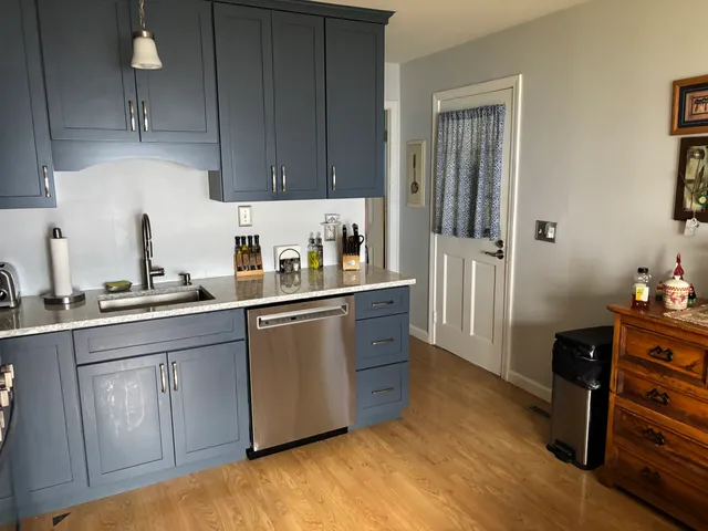 $410,000 | 25 Beechwood Drive, Ansonia, CT 06401