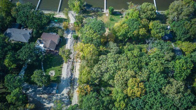 N557 Cowpath Lane Fort Atkinson, WI 53538 - Photo 2 of 11 uEwau0Zw