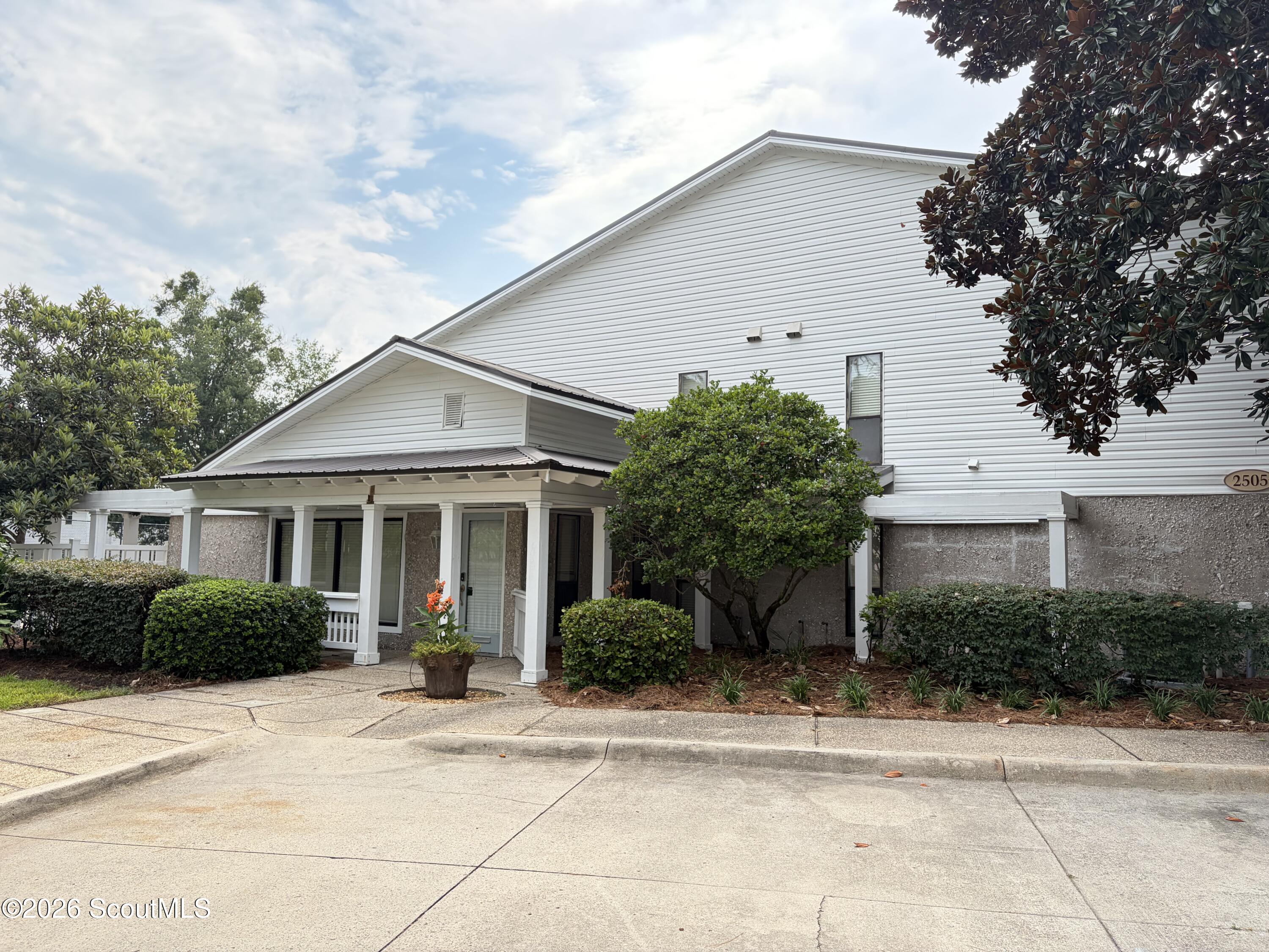 2506 Demere Road, Unit 7 St. Simons Island, GA 31522 - Photo 25 of 27 Clubhouse