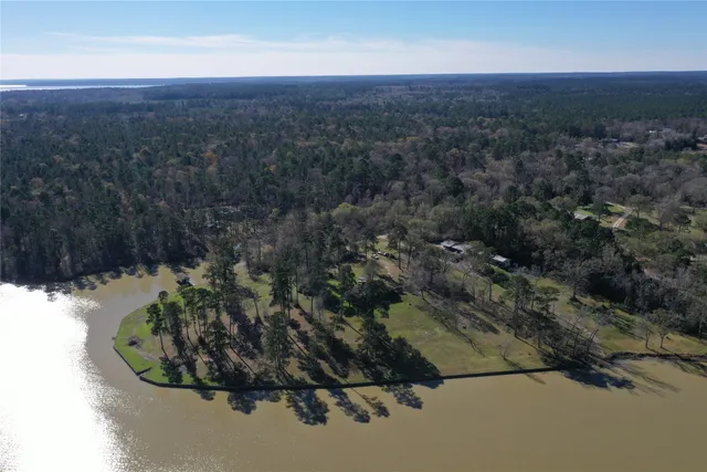 $2,900 | 377 Burke Street, Point Blank, TX 77364