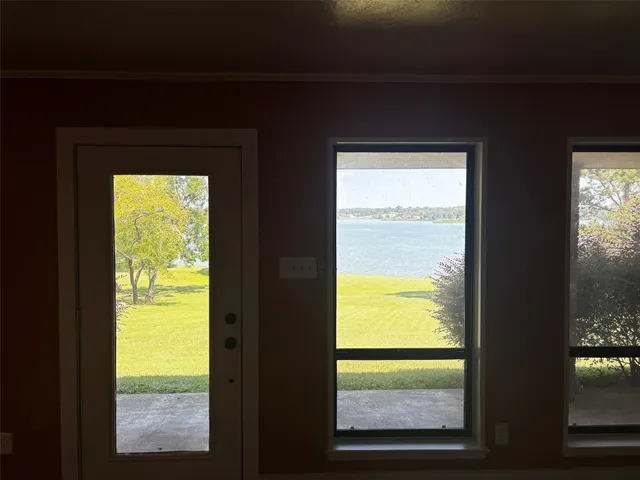 $2,900 | 377 Burke Street, Point Blank, TX 77364