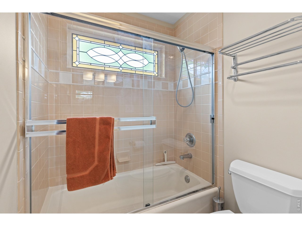 4141 St Croix Street Boulder, CO 80301 - Photo 24 of 50 Jack n Jill Bathroom