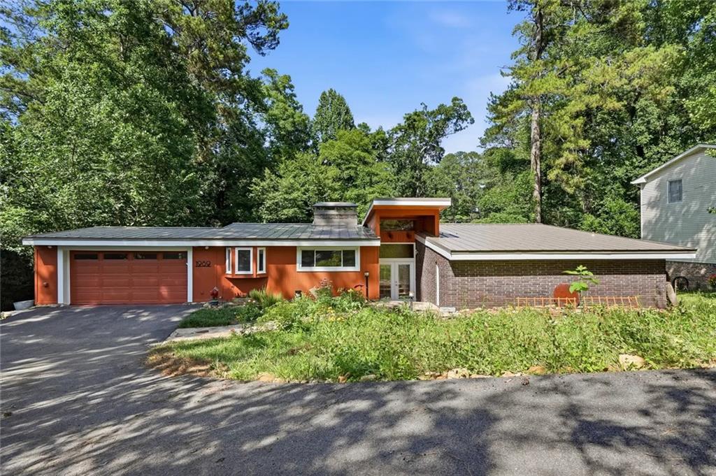 1989 North Ridgeway Road Northeast Atlanta, GA 30345 - Photo 1 of 43 Gallery Image 1