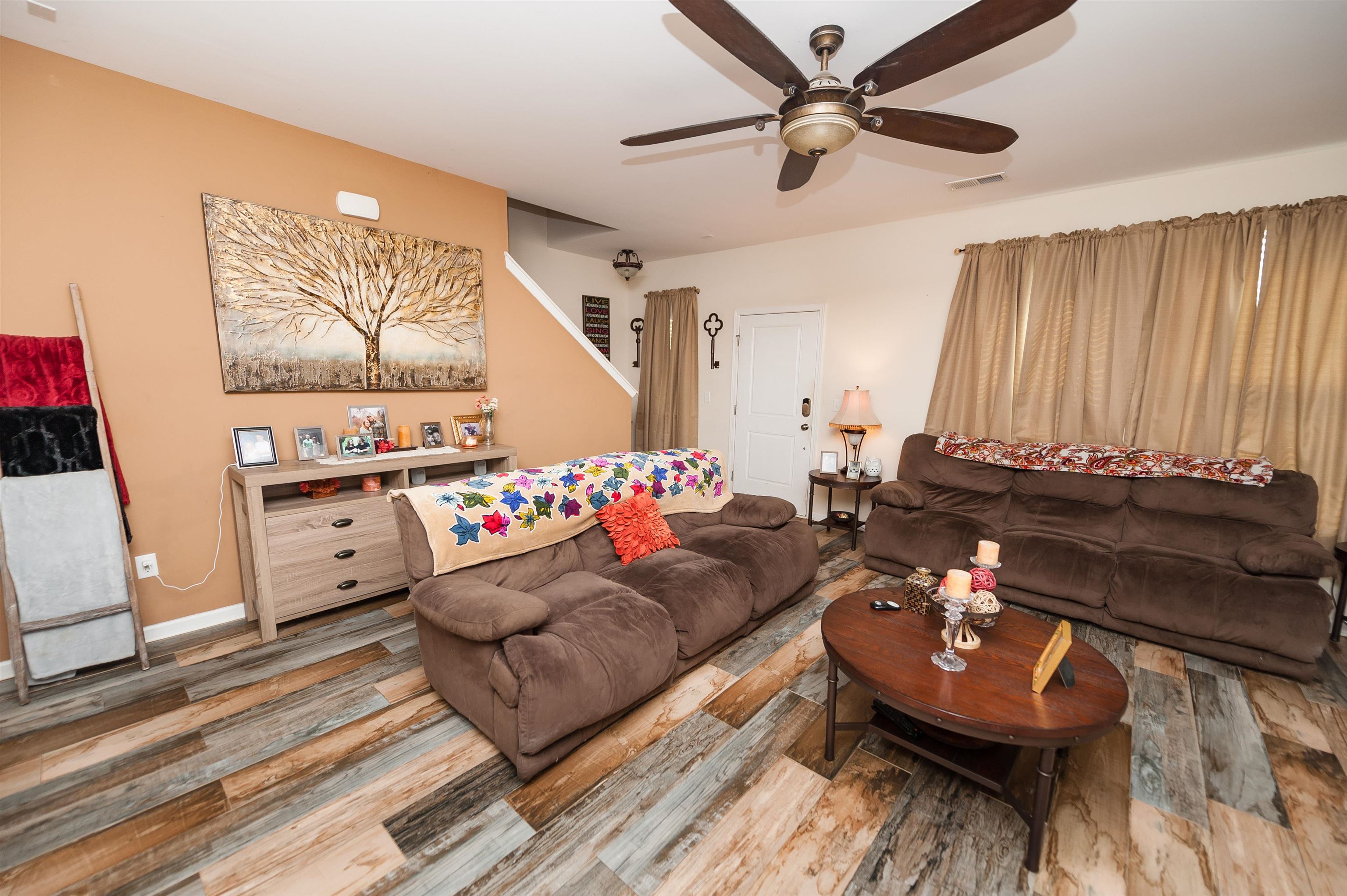 267 Castleton Circle Boiling Springs, SC 29316 - Photo 3 of 48