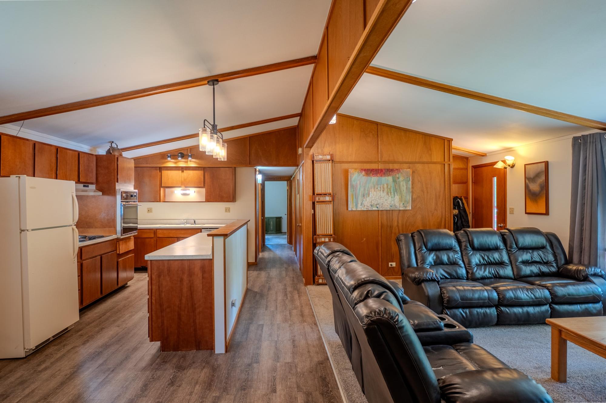 4125 North Bay Road Rhinelander, WI 54501 - Photo 4 of 45 Gallery Image 4