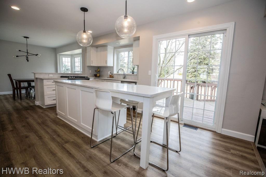 1944 Fairfield Drive Rochester Hills, MI 48306 - Photo 7 of 28
