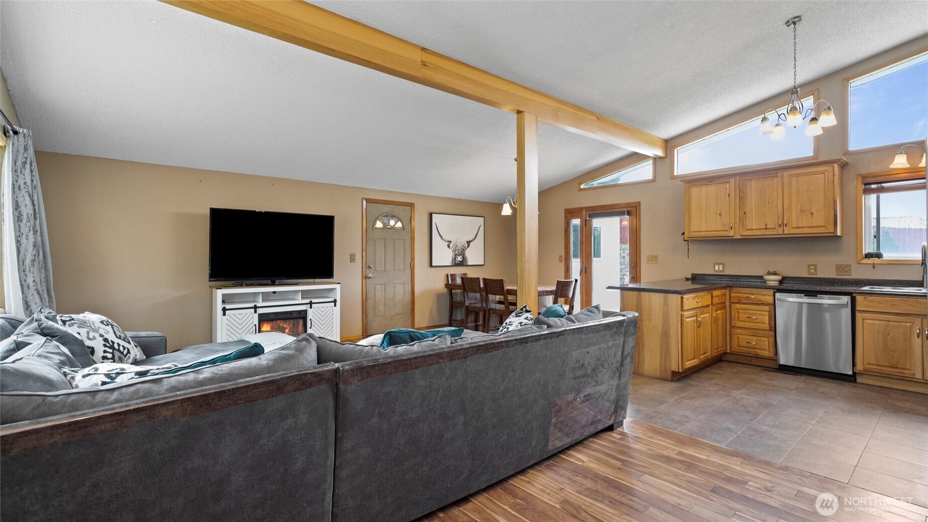 810 East Spring Street Dayton, WA 99328 - Photo 5 of 39