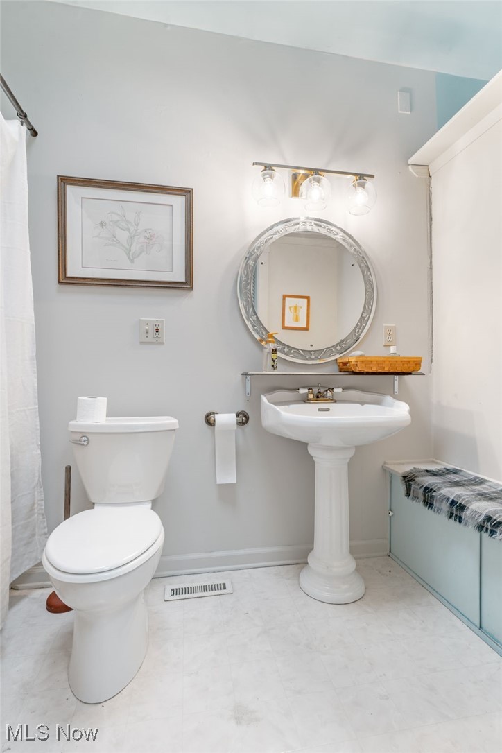 3006 Pontius Road Uniontown, OH 44685 - Photo 10 of 29 Bathroom featuring toilet