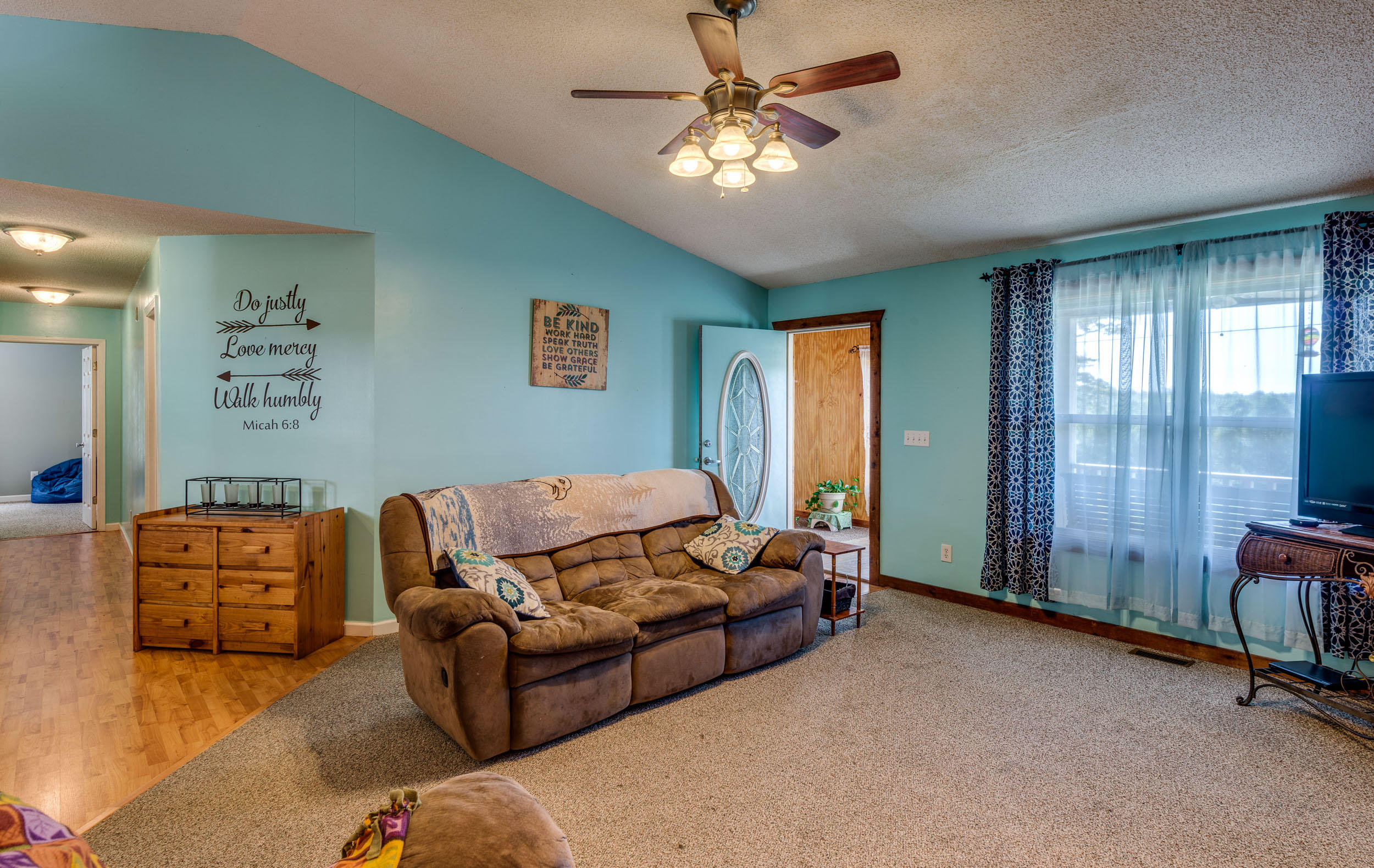 1683 Lloyd Hall Loop Deer Lodge, TN 37726 - Photo 4 of 39 4