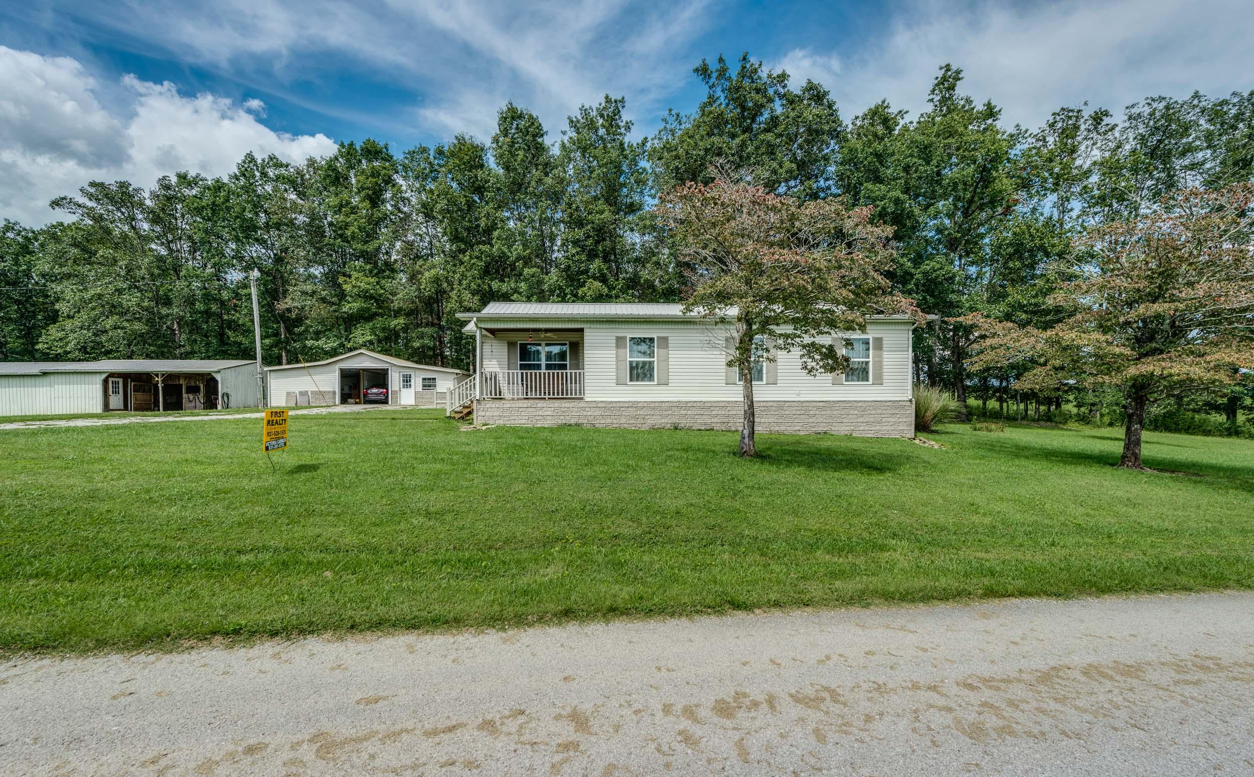 1683 Lloyd Hall Loop Deer Lodge, TN 37726 - Photo 33 of 39 34