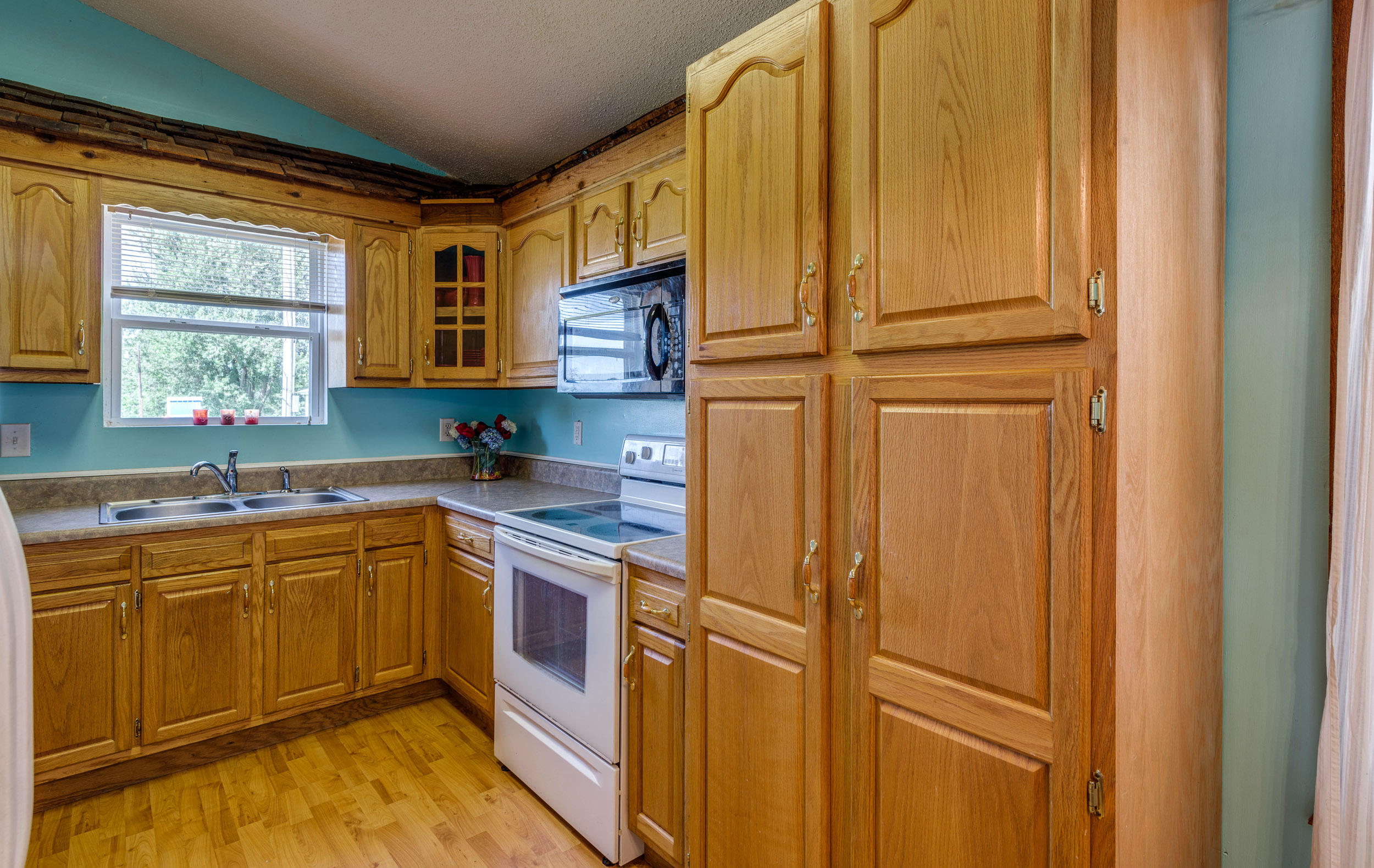 1683 Lloyd Hall Loop Deer Lodge, TN 37726 - Photo 9 of 39 9
