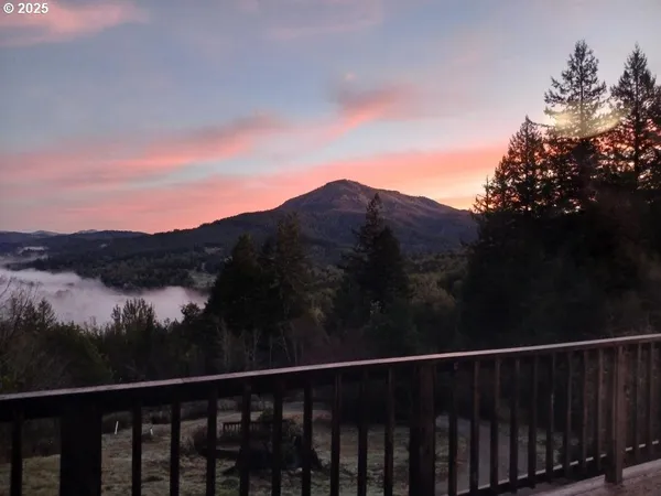 $775,000 | 99608 Chetco River, Brookings, OR 97415