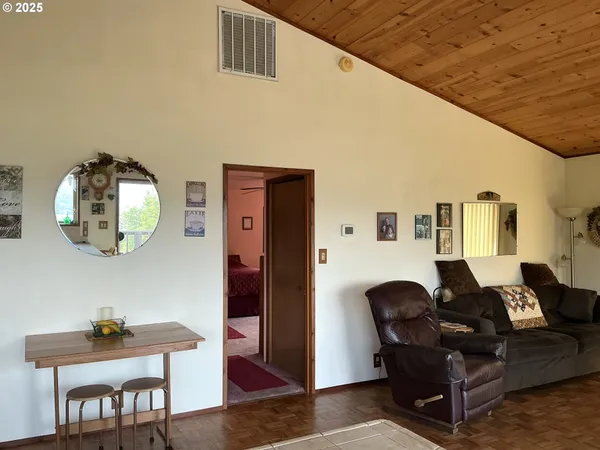 $775,000 | 99608 Chetco River, Brookings, OR 97415