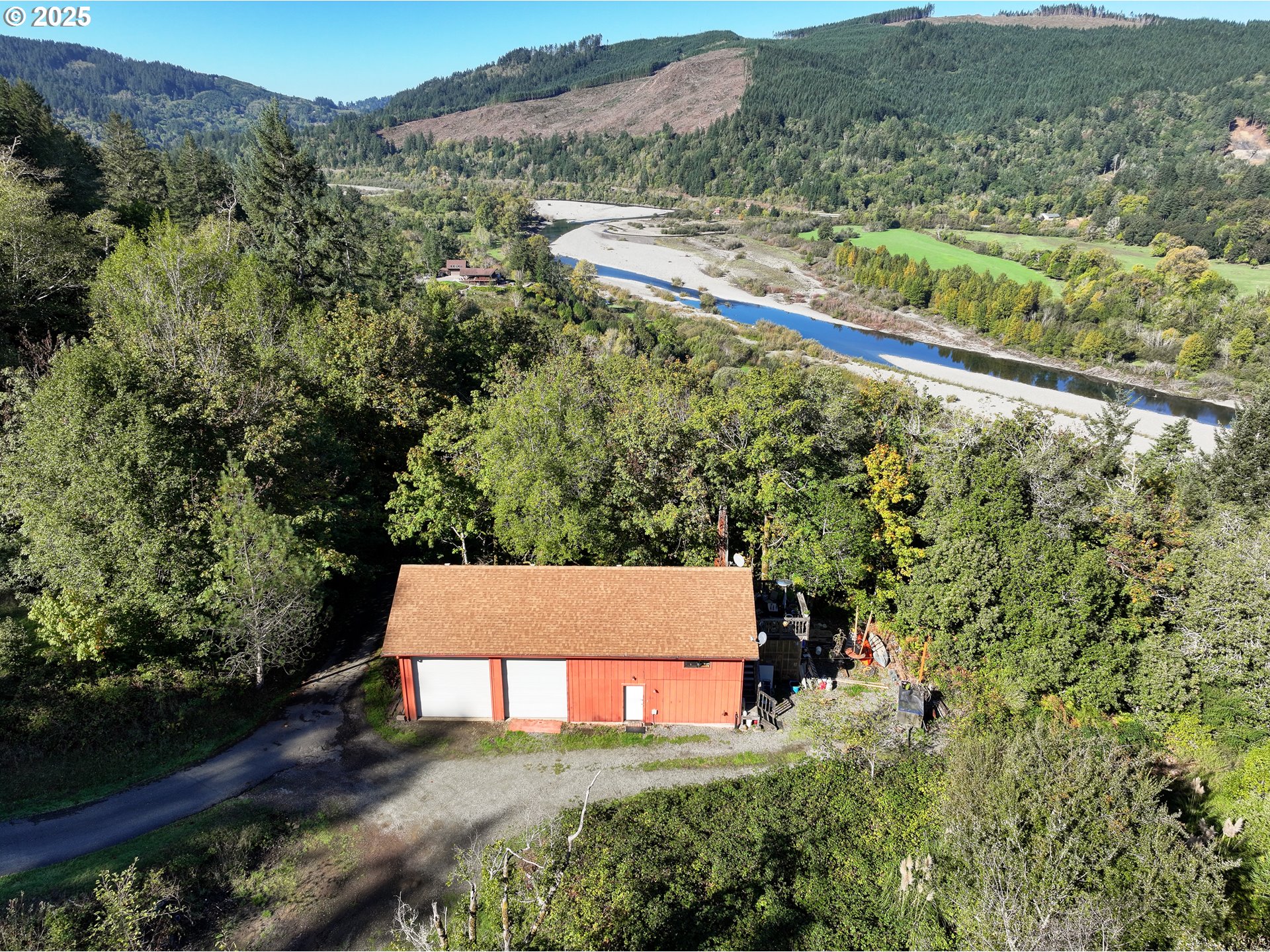 99608 South Bank Chetco Road Brookings, OR 97415 - Photo 20 of 29