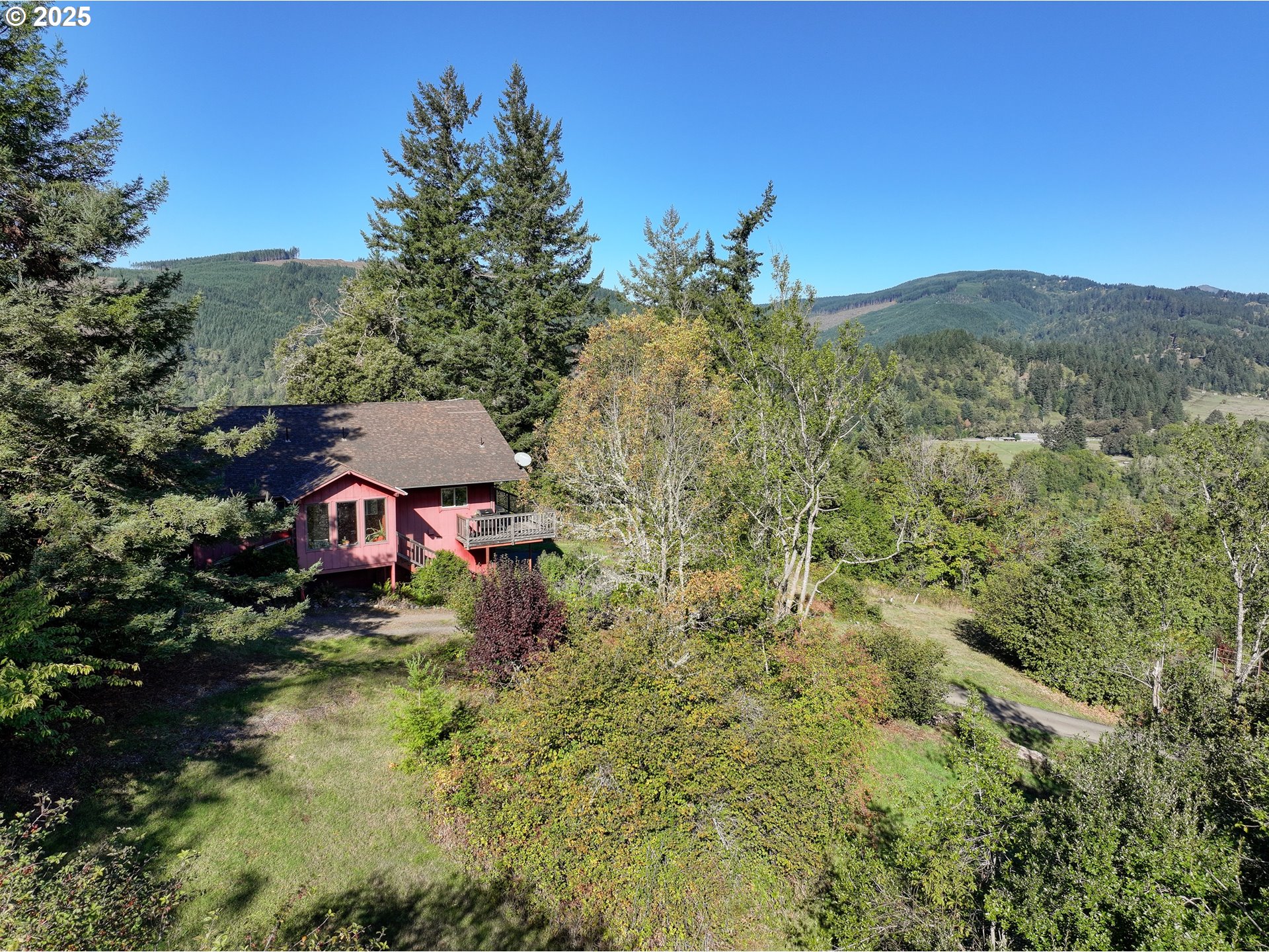 99608 South Bank Chetco Road Brookings, OR 97415 - Photo 2 of 29