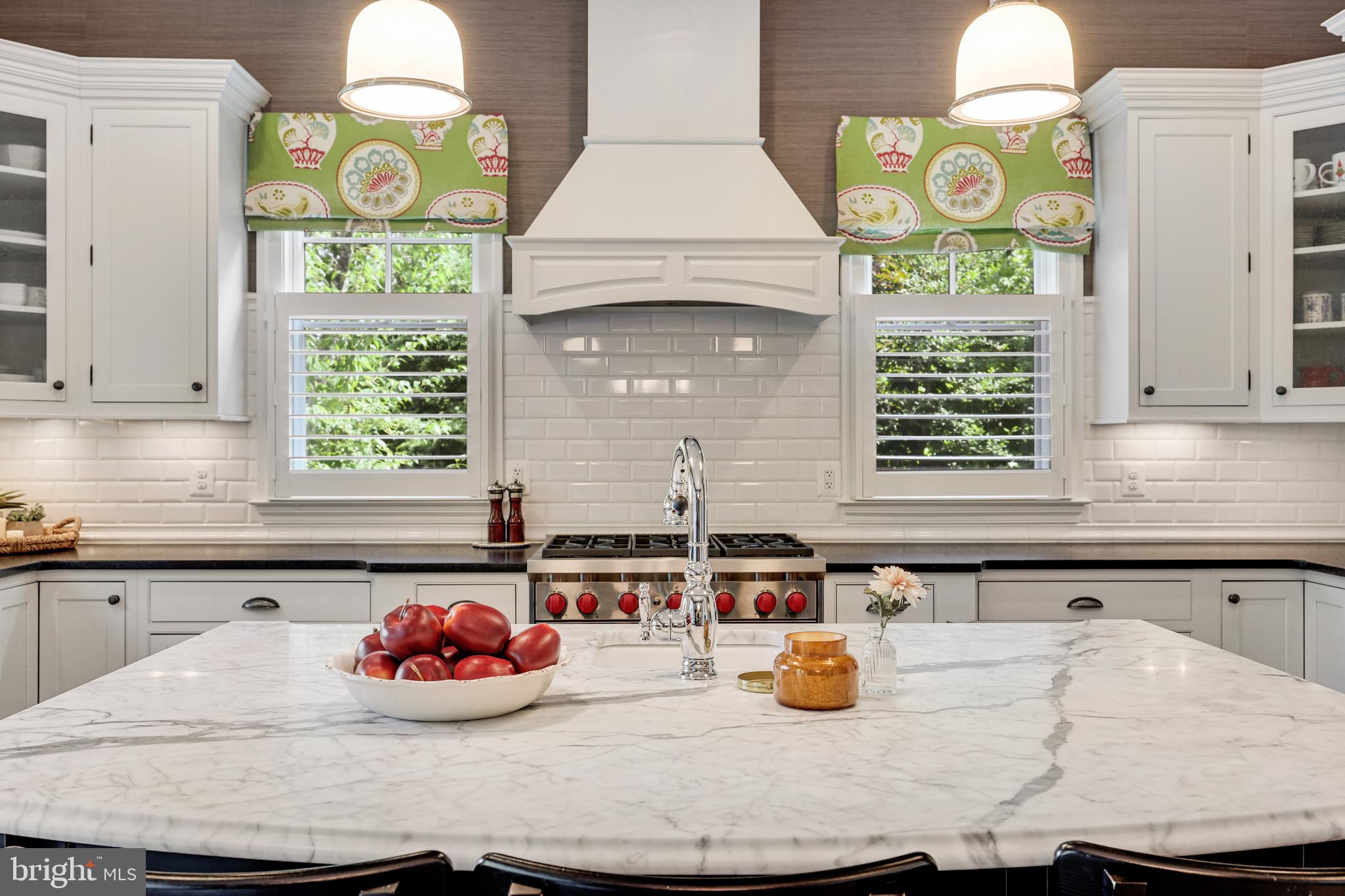 1415 Kurtz Road McLean, VA 22101 - Photo 30 of 129 Kitchen