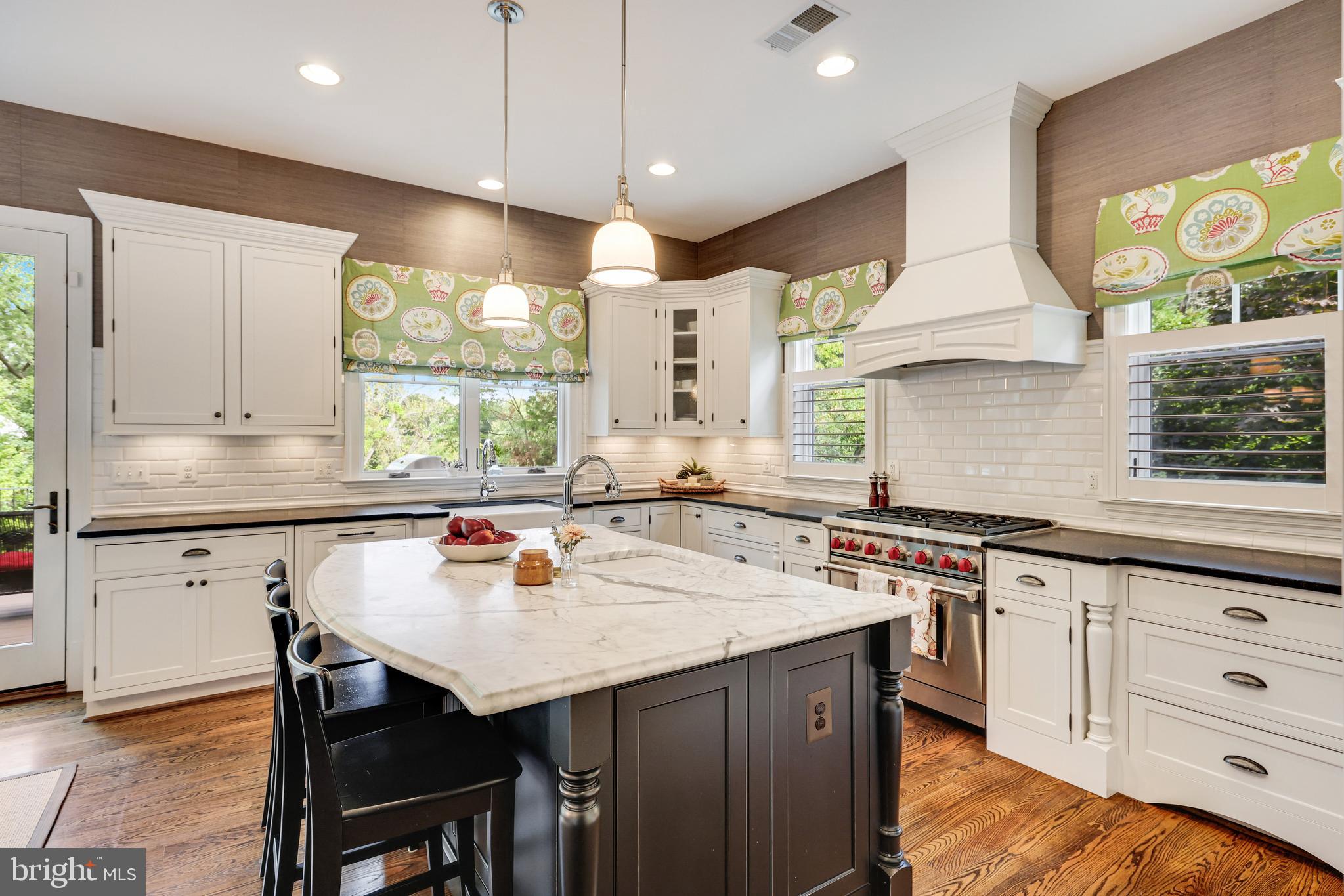 1415 Kurtz Road McLean, VA 22101 - Photo 34 of 129 Kitchen