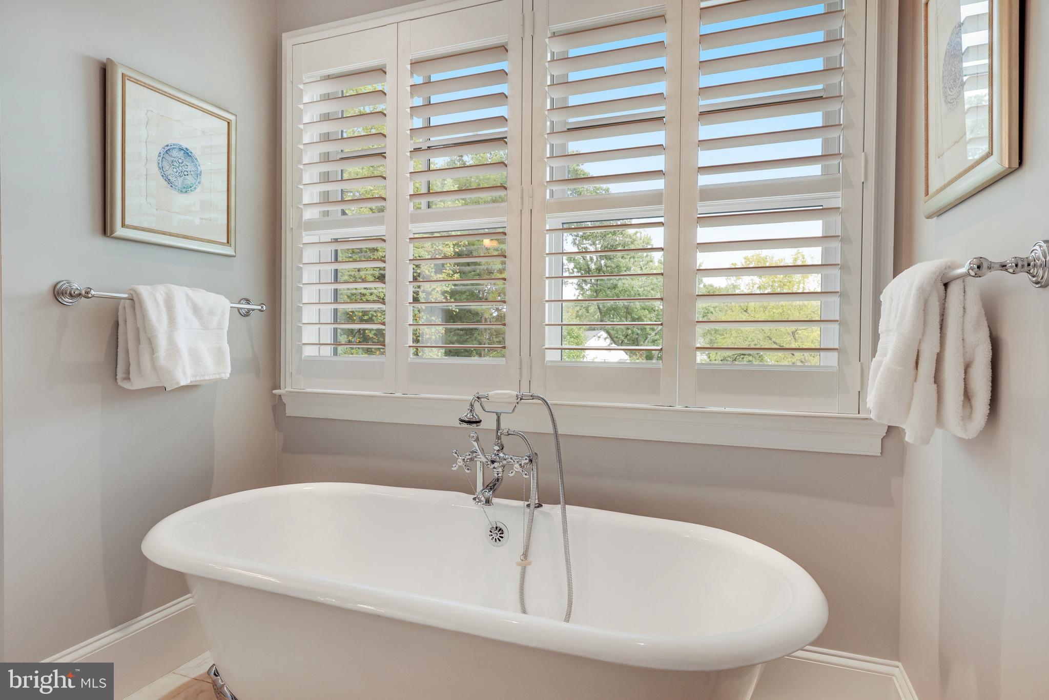 1415 Kurtz Road McLean, VA 22101 - Photo 55 of 129 Primary Bath