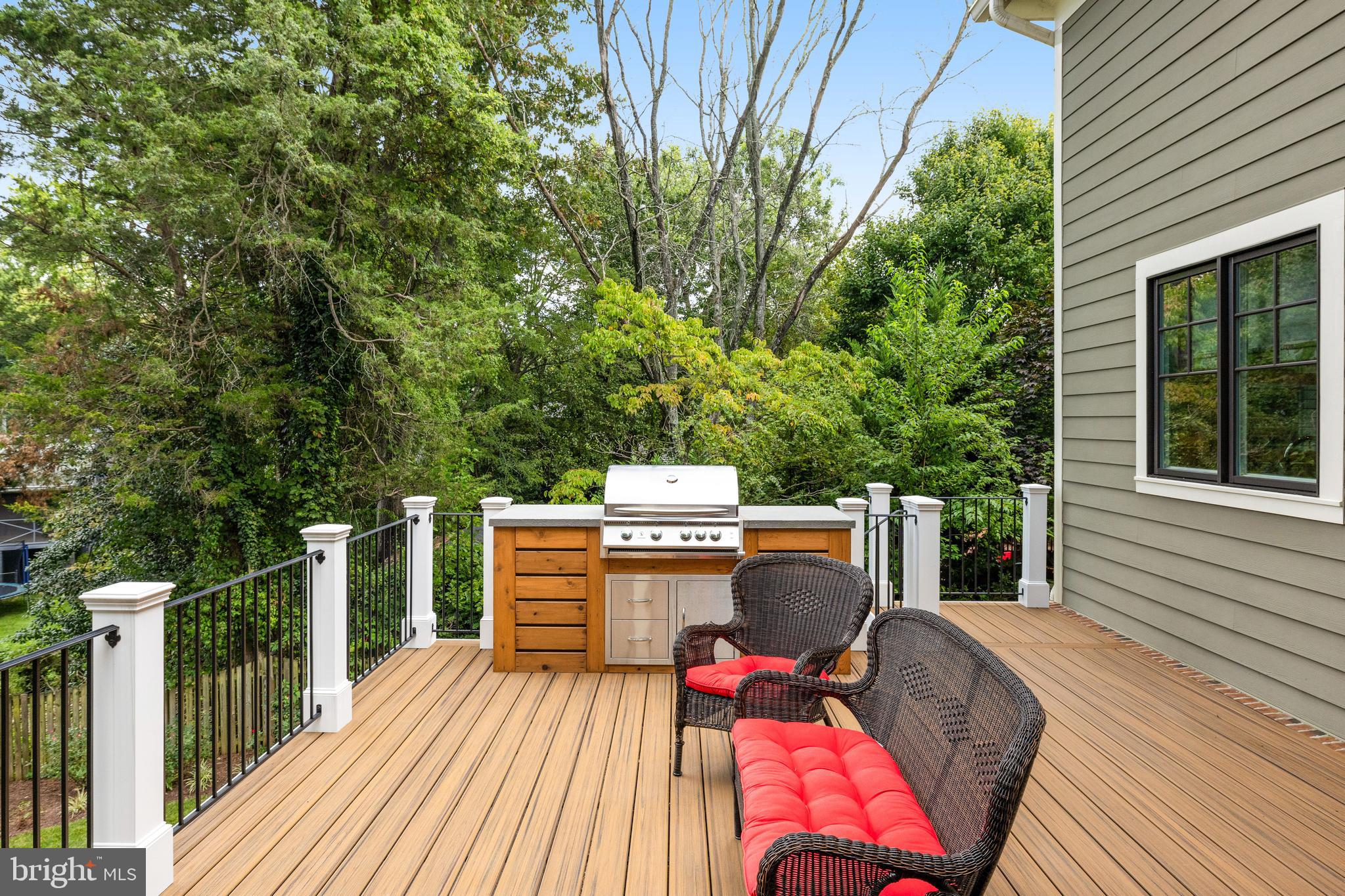1415 Kurtz Road McLean, VA 22101 - Photo 91 of 129 Deck