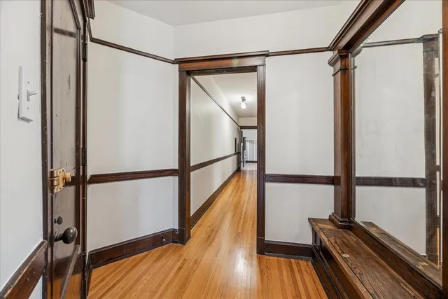 $2,000 | 5902 West Midway Park, Unit 2, Chicago, IL 60644