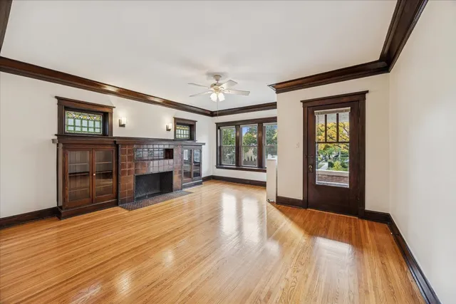 $2,000 | 5902 West Midway Park, Unit 2, Chicago, IL 60644