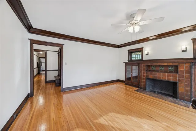 $2,000 | 5902 West Midway Park, Unit 2, Chicago, IL 60644