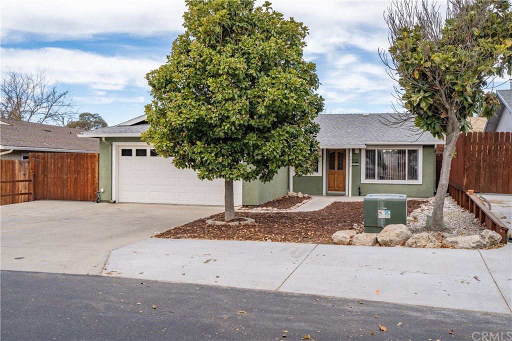 4913 Sparrow Hawk Lane Paso Robles, CA 93446 - Photo 4 of 37 Mature trees, low maintenance landscaping and added parking in the front.