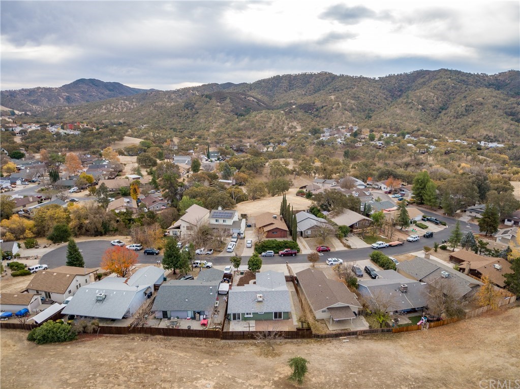 4913 Sparrow Hawk Lane Paso Robles, CA 93446 - Photo 8 of 37 Subject is center of the photo, backing up to the greenbelt.