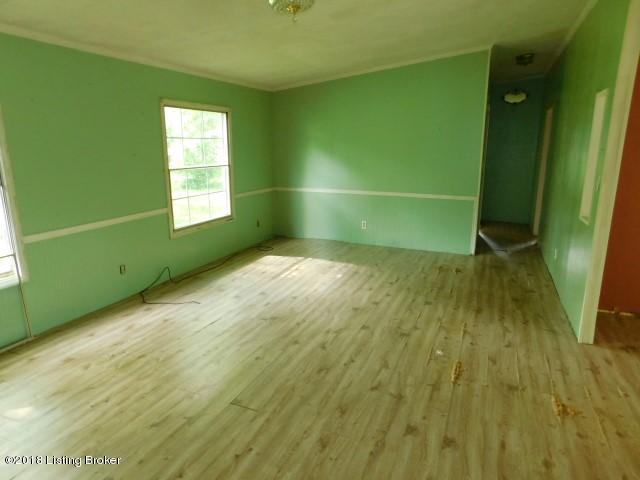 134 Falling Branch Road Waco, KY 40385 - Photo 5 of 12 Dining area (2)