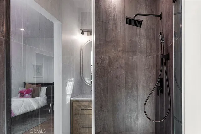 $1,890,000 | 3975 Frances Avenue, Los Angeles, CA 90066