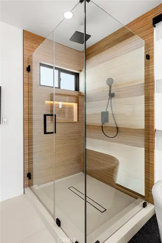 $1,890,000 | 3975 Frances Avenue, Los Angeles, CA 90066