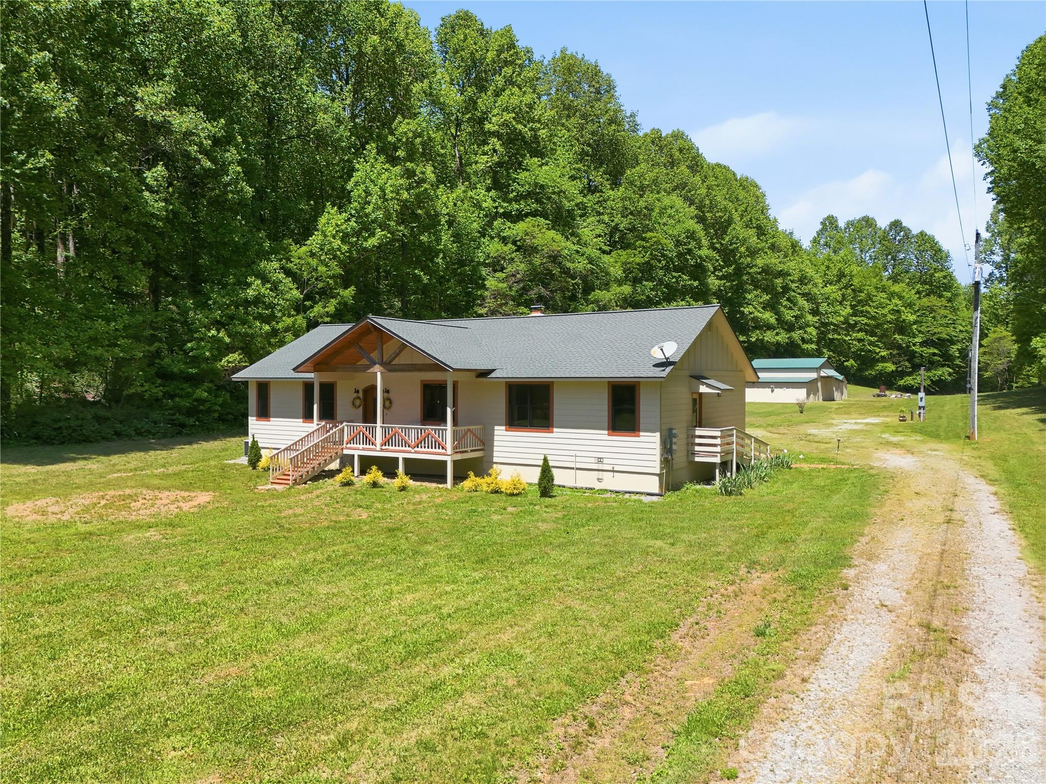 3540 Fork Creek Road Saluda, NC 28773 - Photo 3 of 39