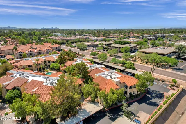 $1,900 | 7008 East Gold Dust Avenue, Unit 217, Paradise Valley, AZ 85253