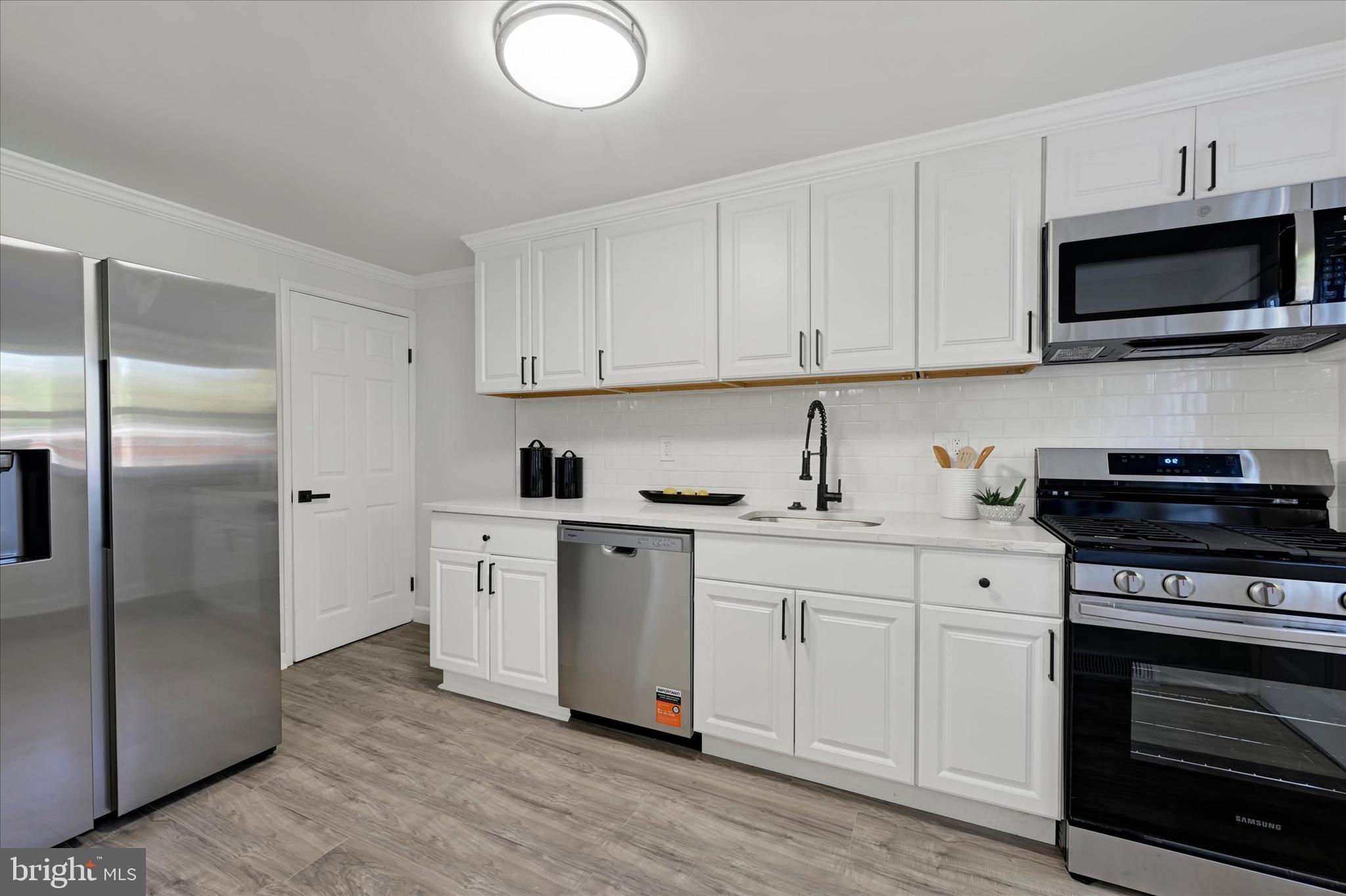 5422 Bucknell Road Baltimore, MD 21206 - Photo 10 of 28