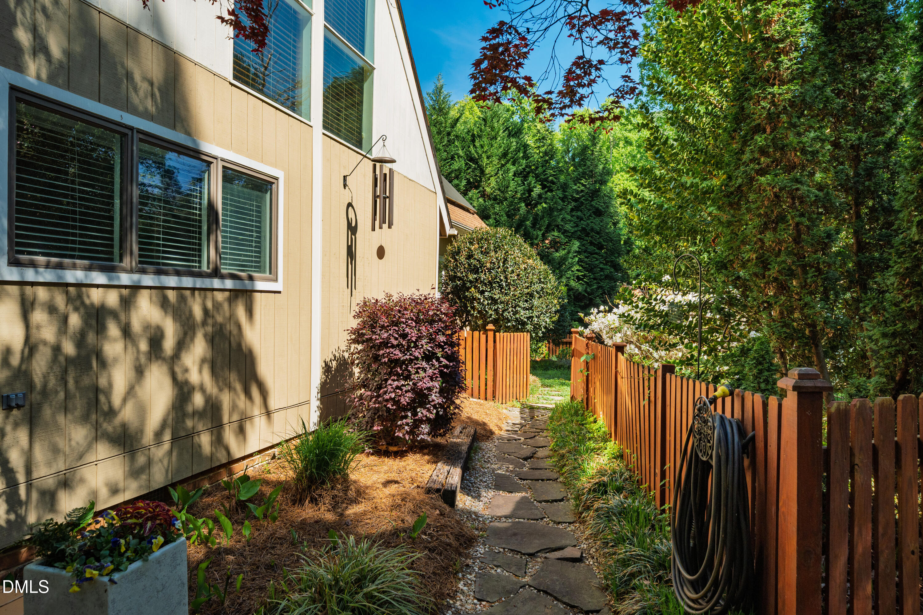 9904 Penny Road Raleigh, NC 27606 - Photo 10 of 80