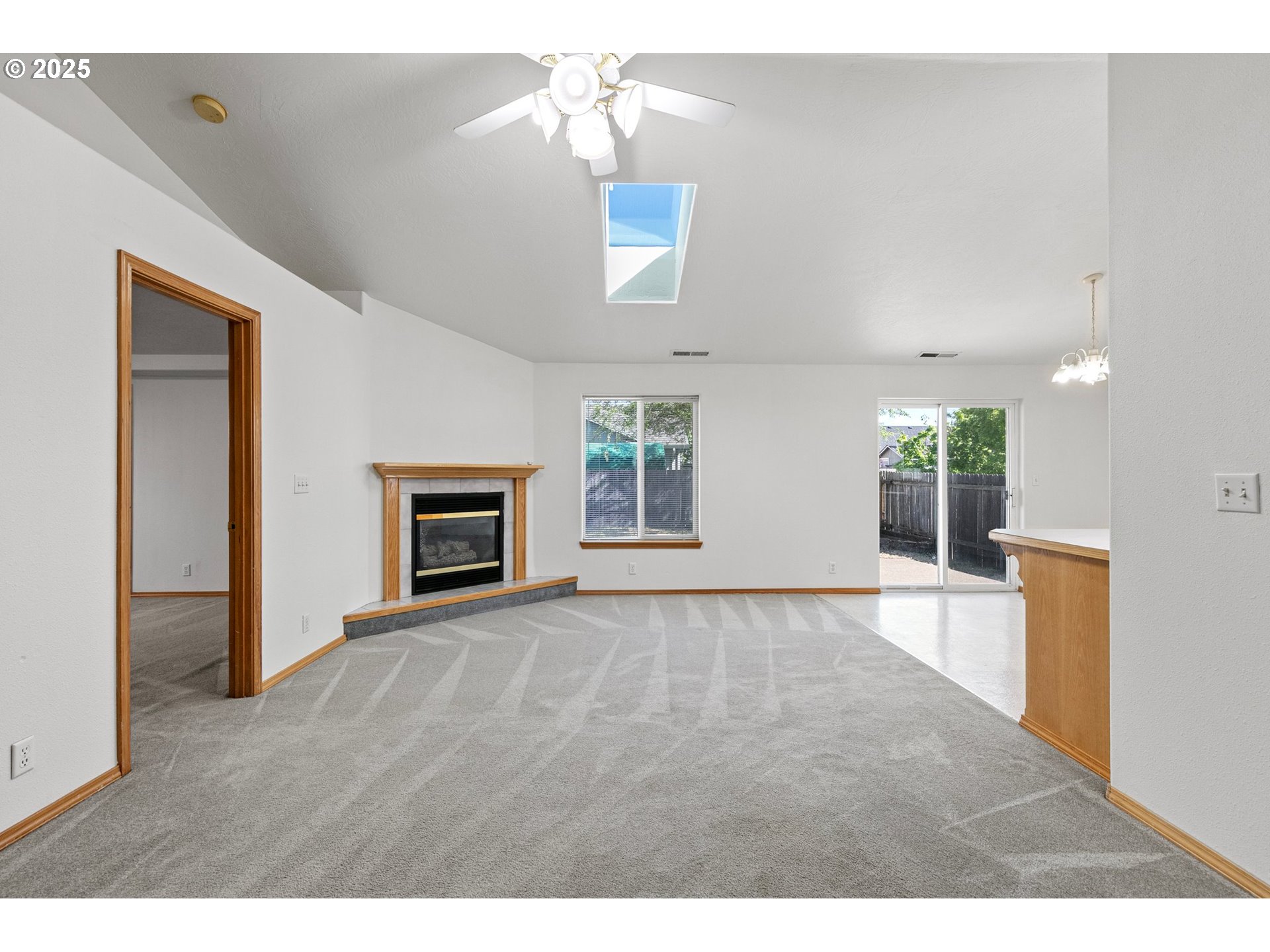 4018 Forsythia Street Springfield, OR 97478 - Photo 7 of 39 a view of an empty room with a window