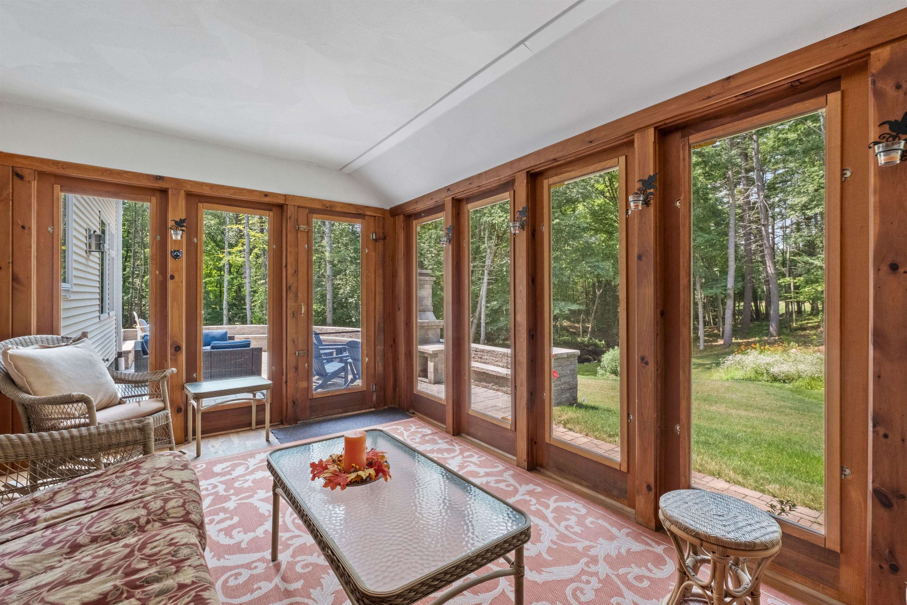 21 Saunders Hill Road New Boston, NH 03070 - Photo 7 of 40