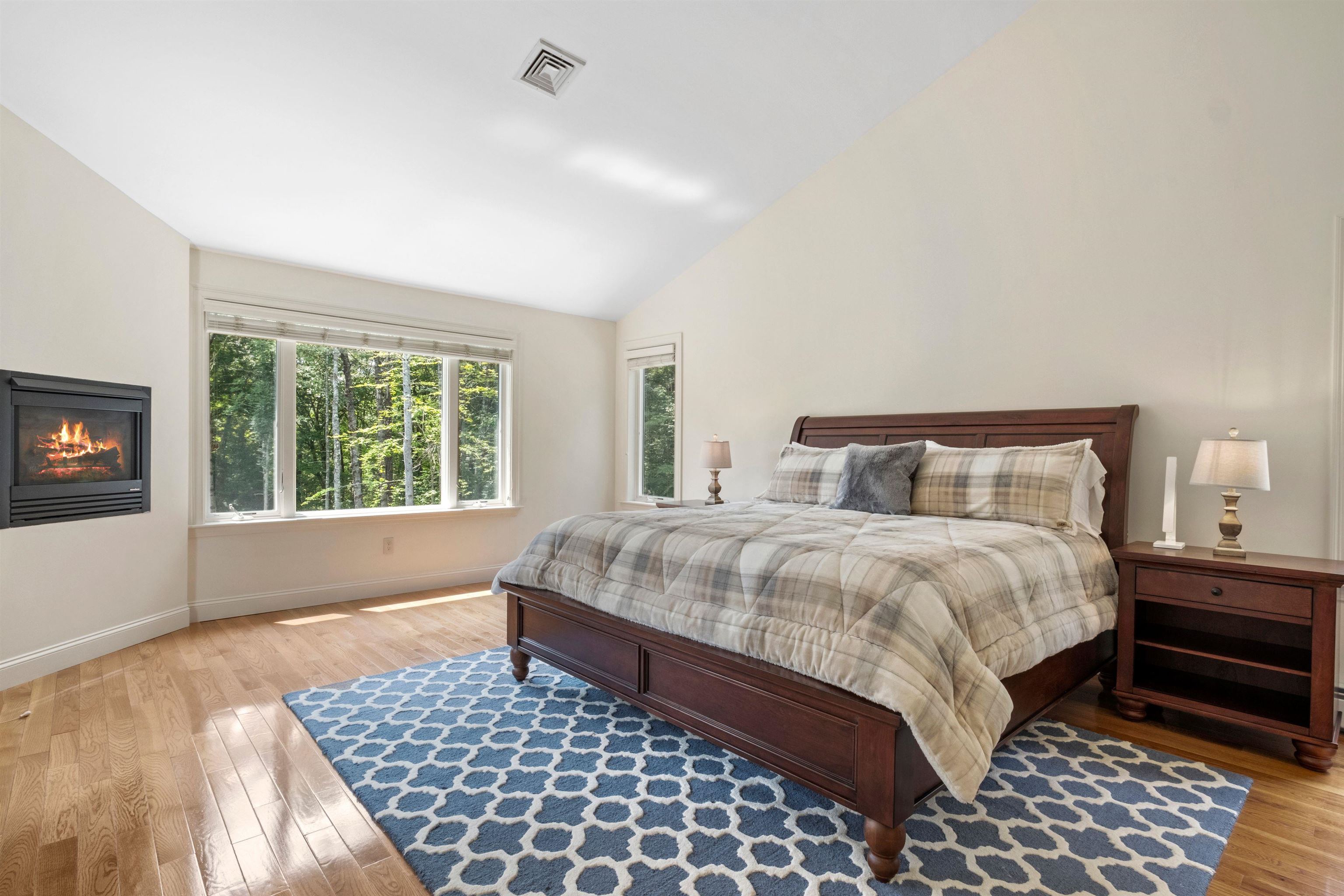 21 Saunders Hill Road New Boston, NH 03070 - Photo 10 of 40