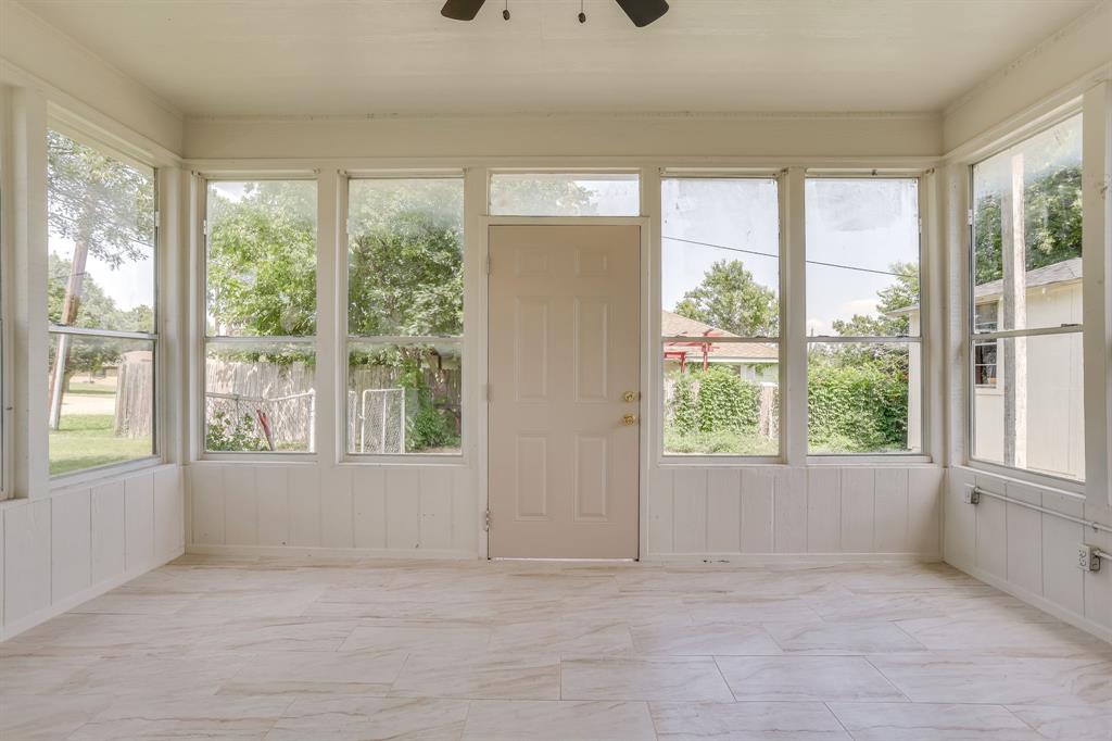 912 Blue Ridge Drive Burleson, TX 76028 - Photo 31 of 32