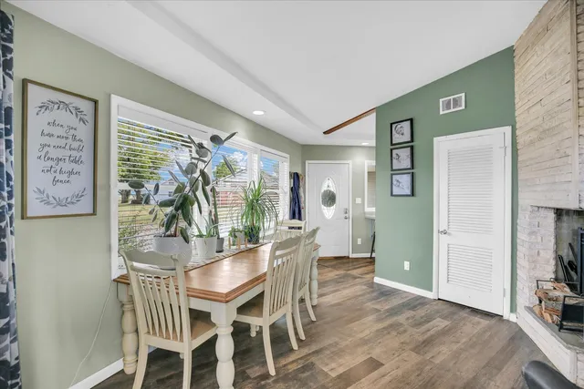 $232,000 | 1100 East Co Road 800 North, Tuscola, IL 61953