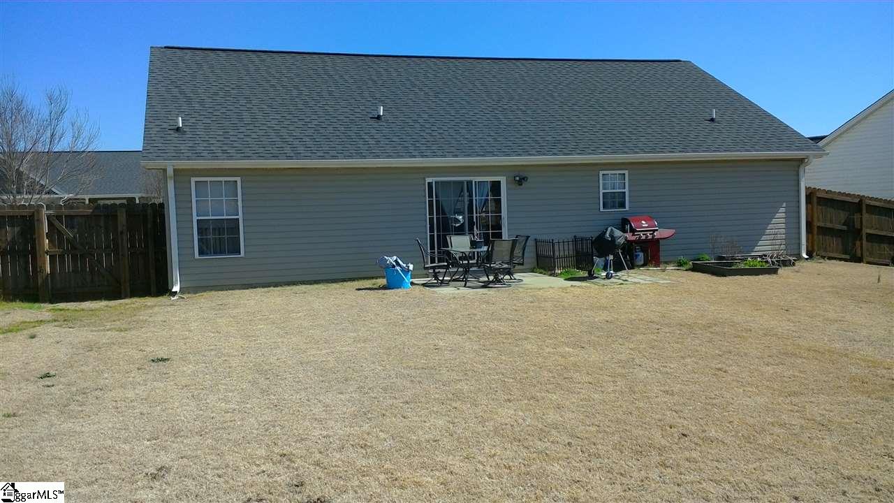 252 Sleepy River Road Simpsonville, SC 29681 - Photo 12 of 13 Gallery Image 12