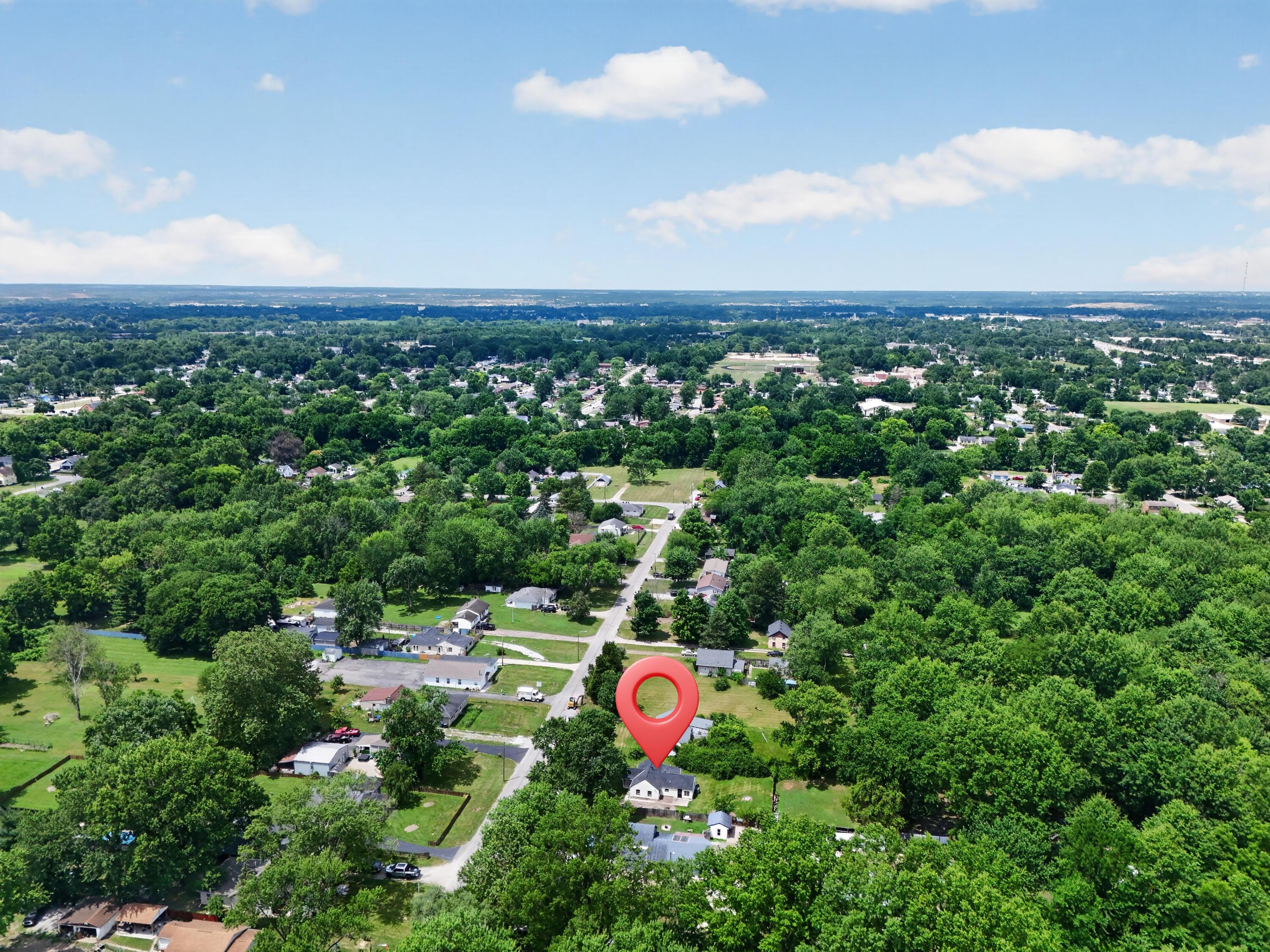 1678 Dewberry Road Columbus, OH 43207 - Photo 37 of 39 1678 Dewberry (Drone)-6
