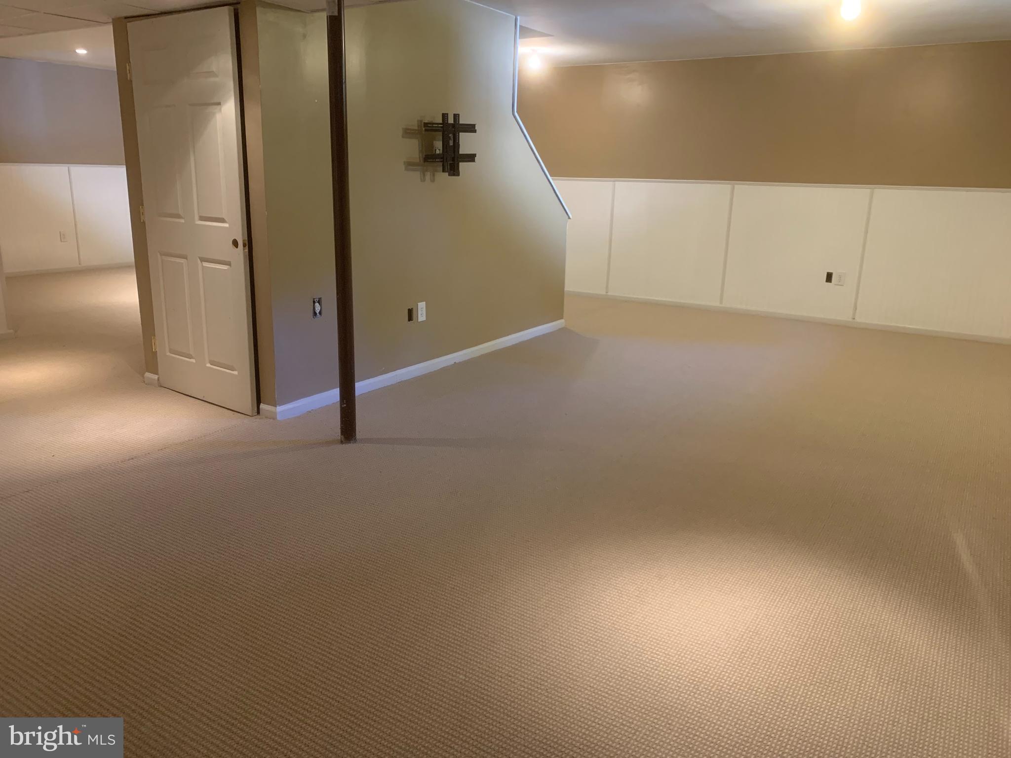 2143 Brackenville Road Hockessin, DE 19707 - Photo 22 of 26 a view of an empty room