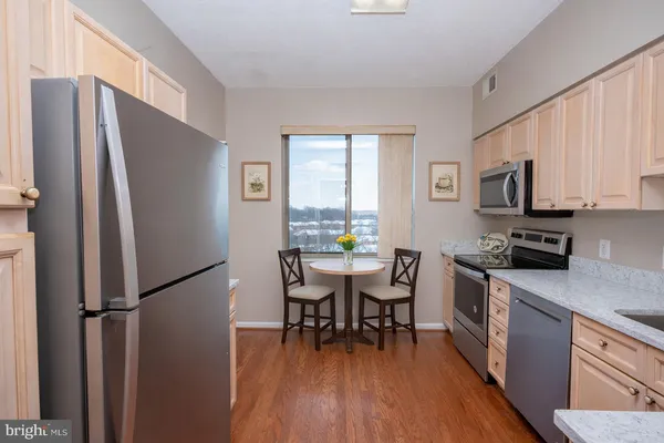 $2,550 | 3200 North Leisure World Boulevard, Unit 1007, Silver Spring, MD 20906