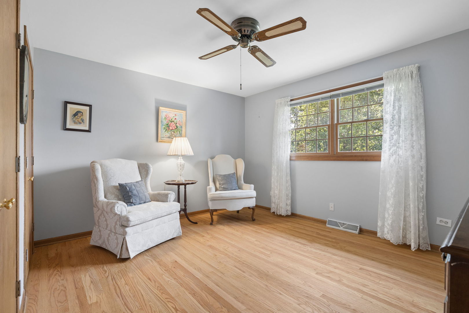 7802 Sawyer Road Darien, IL 60561 - Photo 15 of 29 Gallery Image 15