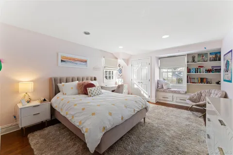 $2,695,000 | 7 Lenox Place, Scarsdale, NY 10583