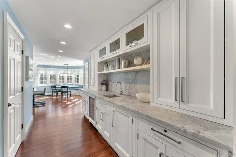 $2,695,000 | 7 Lenox Place, Scarsdale, NY 10583